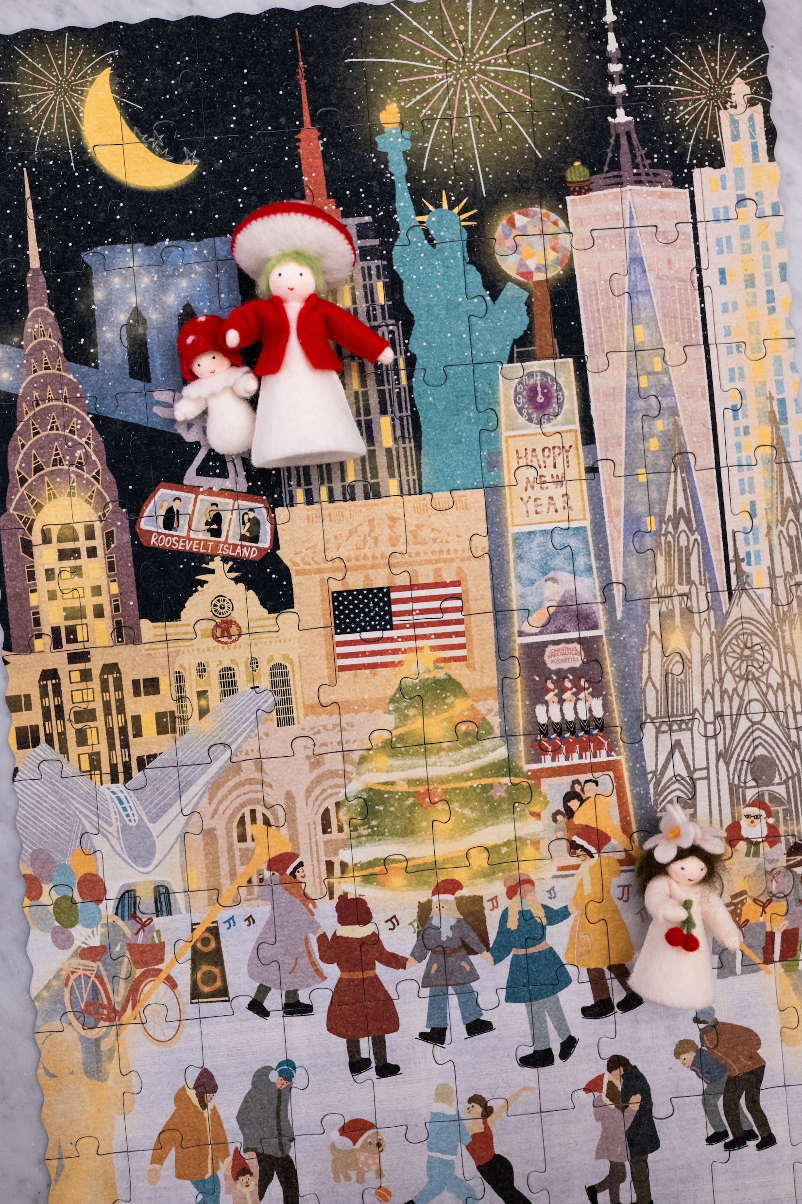 New York Summer & Winter Double-Sided Keepsake Puzzle