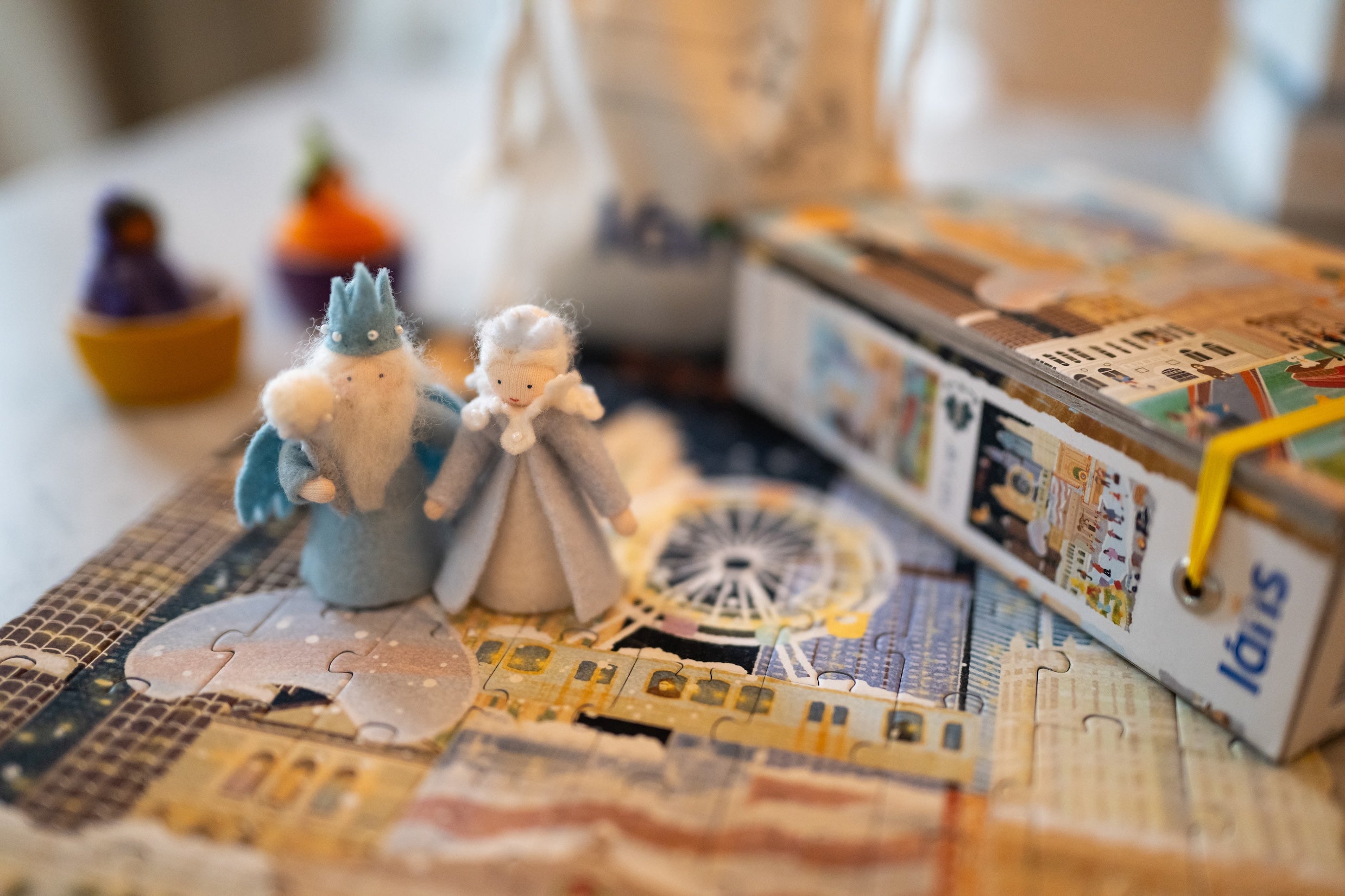 Chicago Summer & Winter Double-Sided Keepsake Puzzle