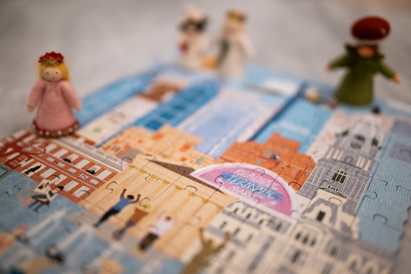 Philadelphia Summer & Winter Double-Sided Keepsake Puzzle