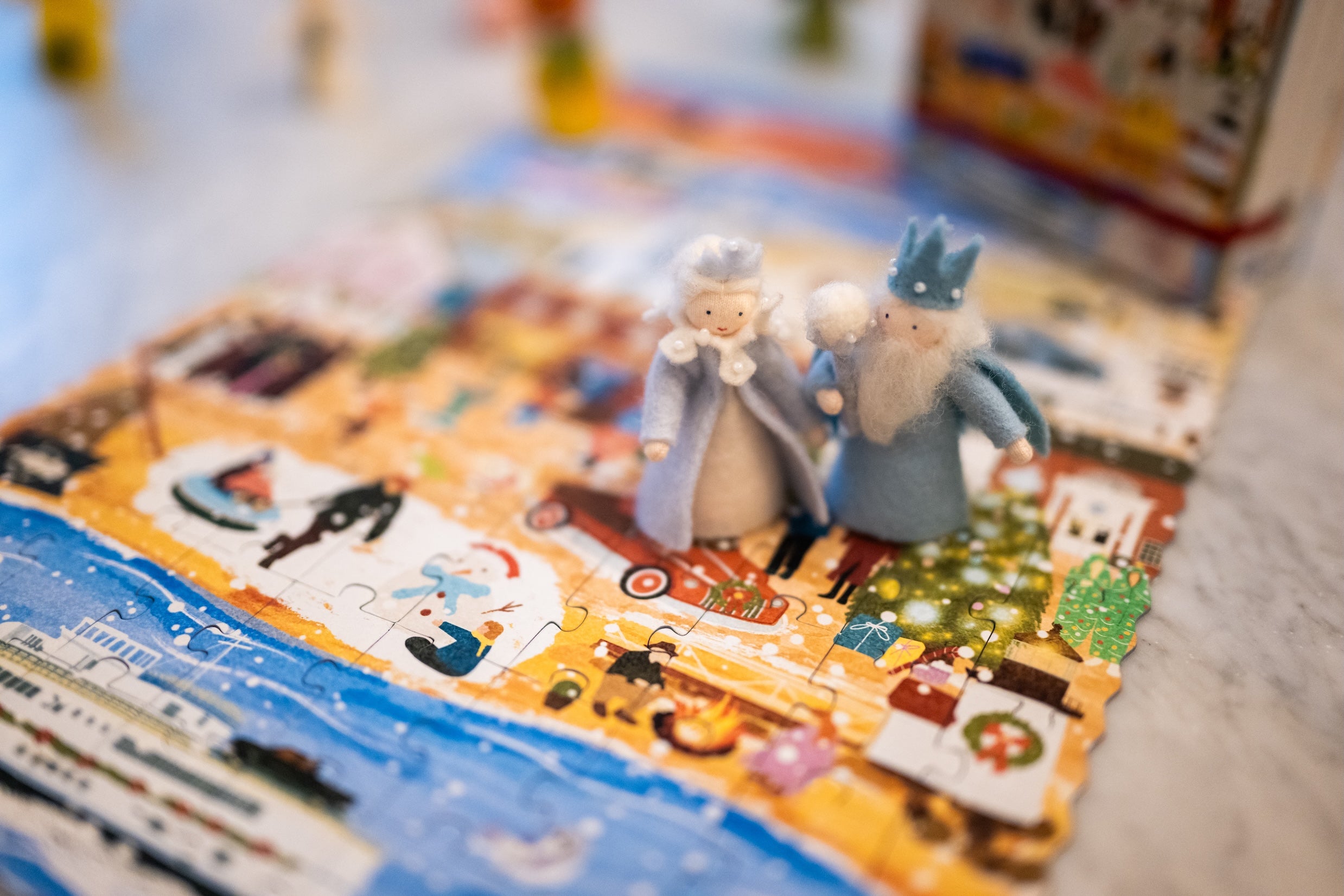 Nantucket Massachusetts Summer and Winter Double-Sided Keepsake Puzzle
